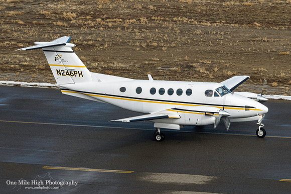 Beechcraft BE-200 King Air (N246PH)