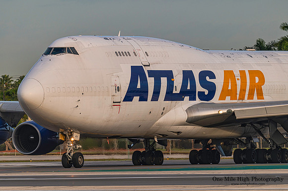 Boeing 747-412(BCF) (N471MC)