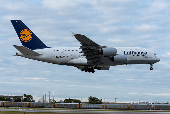 Airbus A380-841 (D-AIMC)