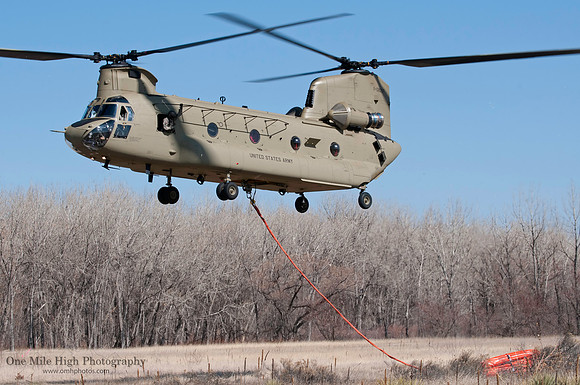 Boeing CH-47F Chinook (11-08097)