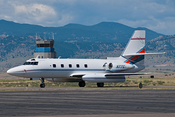 Lockheed 1329-25 Jetstar II (N77C)