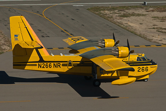 Canadair CL-215 Scooper (N266NR)