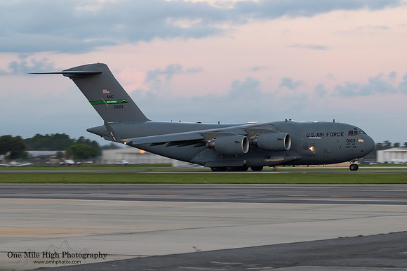 Boeing C-17 Globemaster III (95-0103)