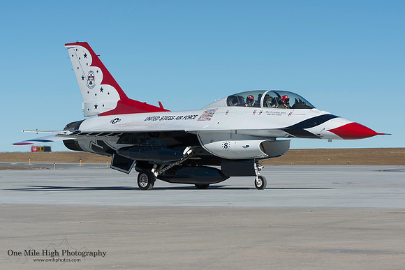 Lockheed F-16D Falcon - USAF Thunderbird #8