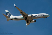Boeing 737-890(WL) (N528AS)
