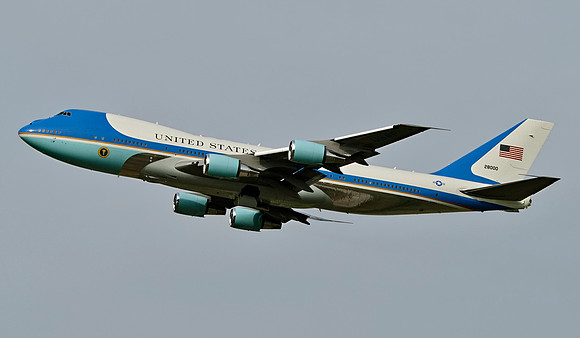 Boeing VC-25A (82-8000)