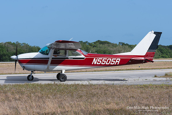 Cessna 172F Skyhawk (N5505R)
