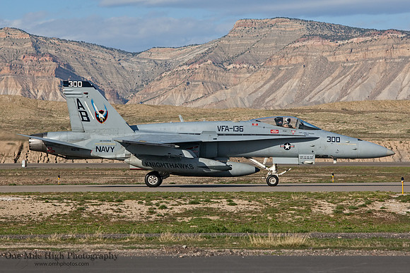 McDonnell Douglas F/A-18C Hornet (BuNo 163718)