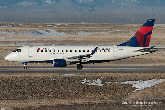 Embraer ERJ-170 (N746CZ)