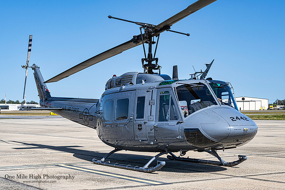 Bell TH-1H Iroquois (72-21483)