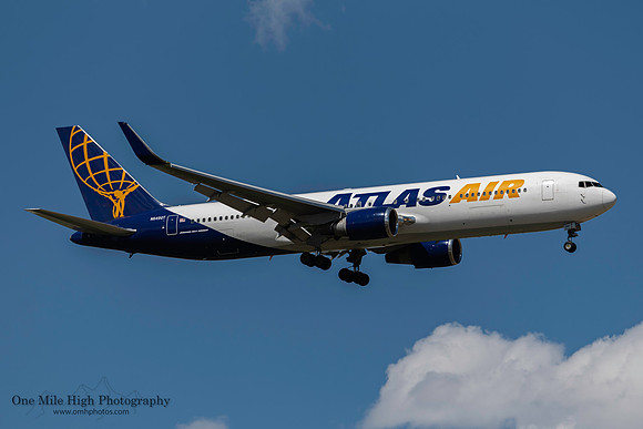 Boeing 767-300ER (N649GT)
