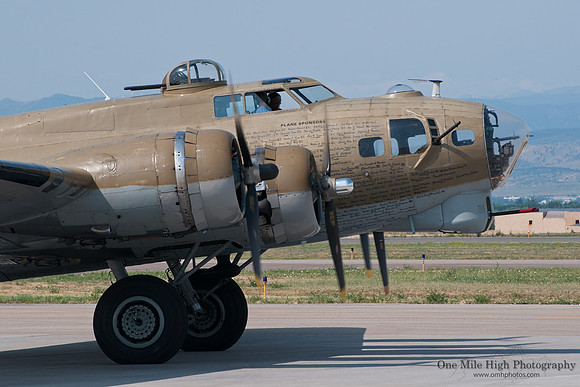 1944 Boeing B-17G Flying Fortress - "Nine 'O Nine"