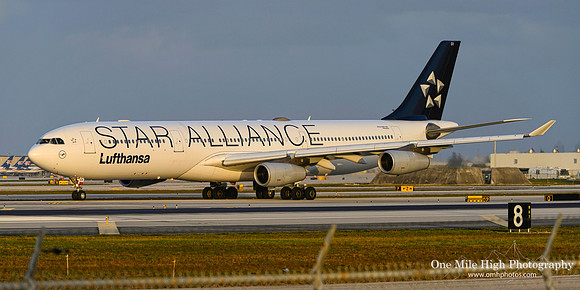 Airbus A340-313 (D-AIGV)