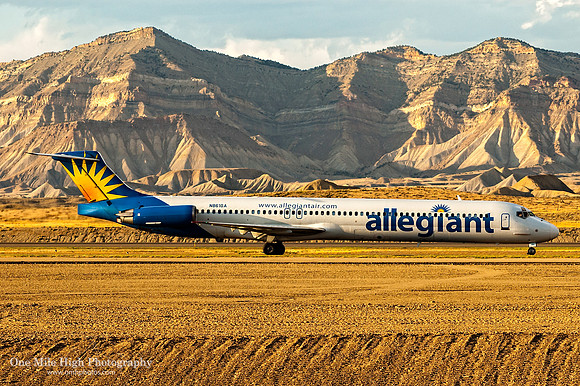 McDonnell Douglas MD-83 (N861GA)