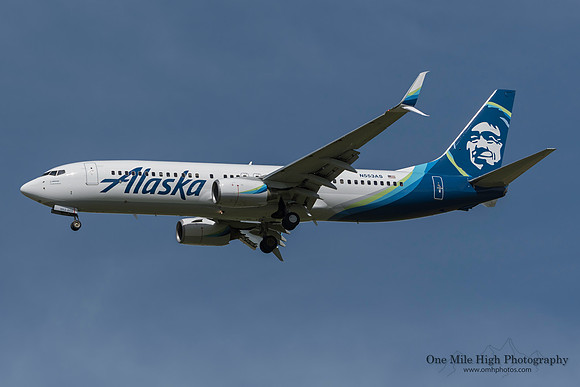 Boeing 737-890 (N553AS)