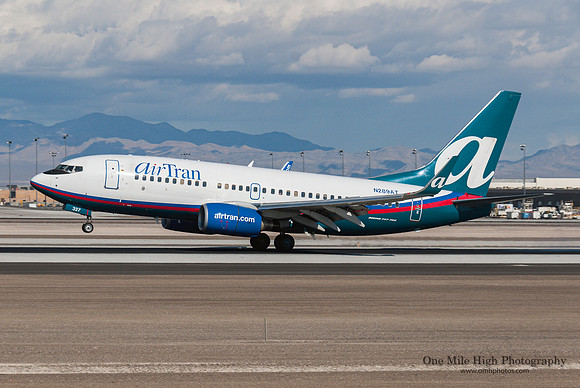 Boeing 737-76N (N289AT)