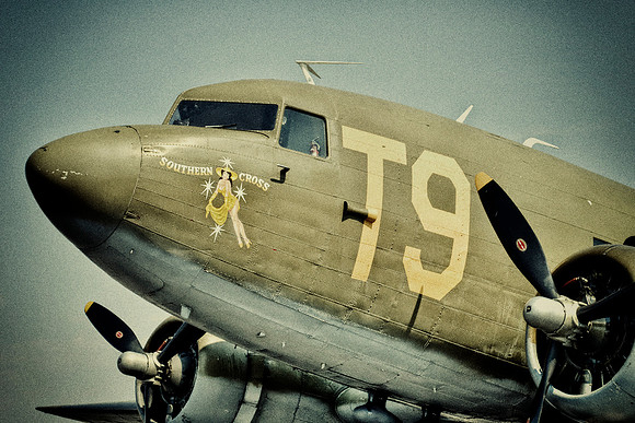 Douglas C-47 Dakota (N87745)