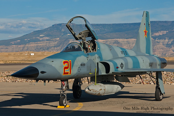 Northrop Grumman F-5N Tiger II (BuNo 761570)