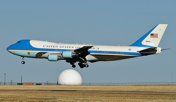 Boeing VC-25A (82-8000)