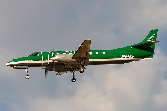 Fairchild SA227-AC Metroliner III (N184SW)