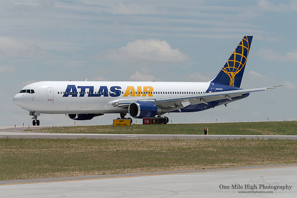 Boeing 767-300 (N640GT)