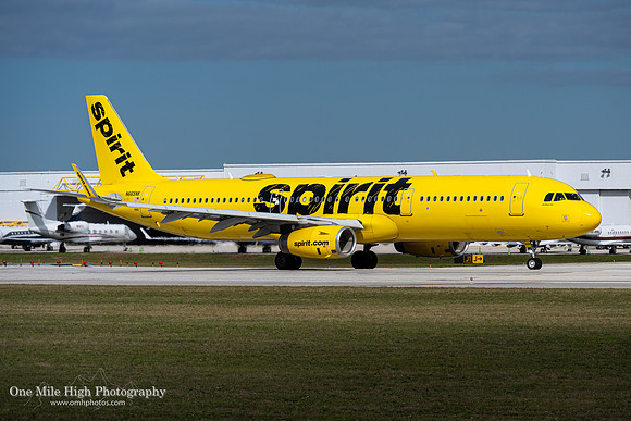 Airbus A320-232 (N655NK)