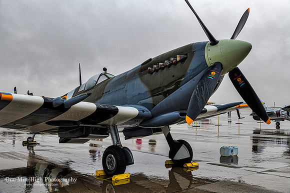 Supermarine Spitfire Mk IX (NX959RT) - Texas Flying Legends Museum