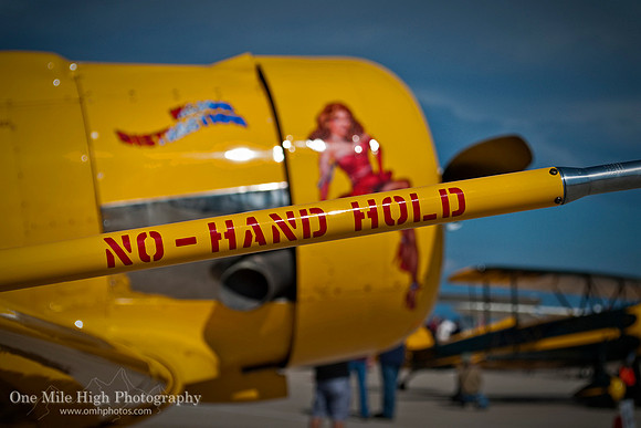 1957 North American SNJ-4 Texan (N736V) - "Major Distraction"