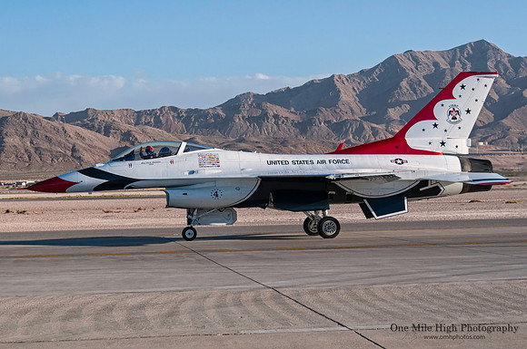 USAF Thunderbird #4 - Slot (Maj Nick Holmes)