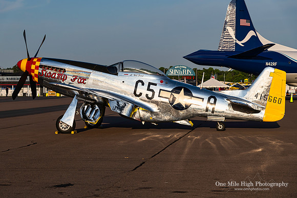 1944 North American P-51D Mustang (NL5420V)
