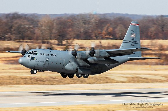 Lockheed C-130E Hercules (63-7811)