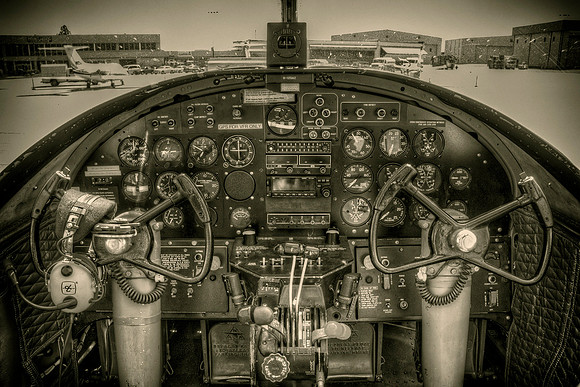 North American B-25J (N125AZ) - "Maid in the Shade"