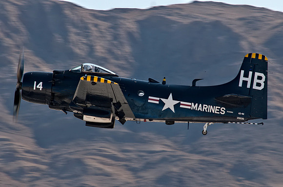 Douglas AD-4N Skyraider (NX2088G)