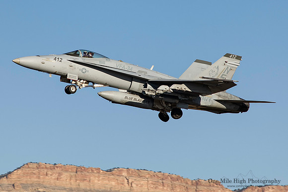 McDonnell Douglas F/A-18C Hornet (BuNo 165406)