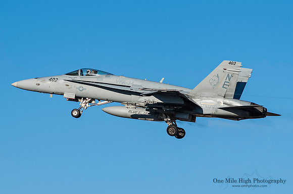 McDonnell Douglas F/A-18C Hornet (BuNo 165211)