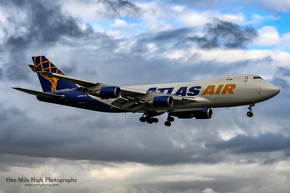 Boeing 747-47UF (N476MC)