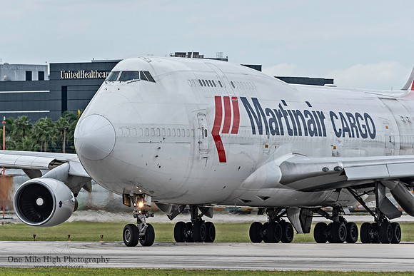 Boeing 747-412(BCF) (PH-MPS)