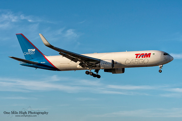 Boeing 767-346F(ER)(WL) (PR-ACO)