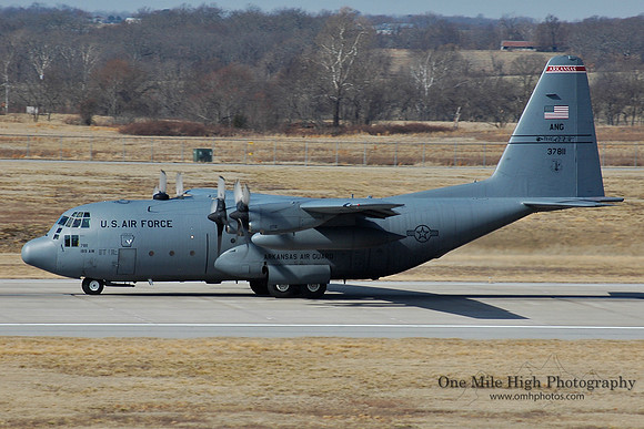 Lockheed Martin C-130E Hercules (63-7811)