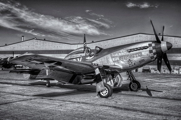 North American P-51D - Gunfighter