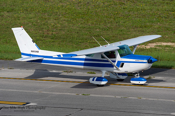 Cessna 152 Commuter (N803AB)