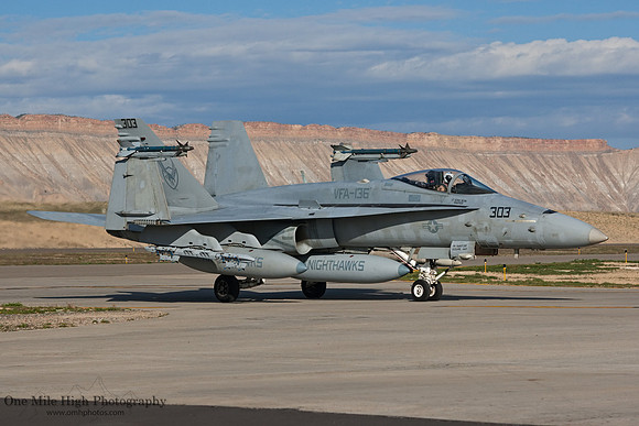 McDonnell Douglas F/A-18C Hornet (BuNo 163490)