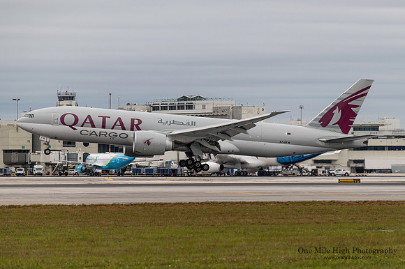 Boeing 777-F (A7-BFW)