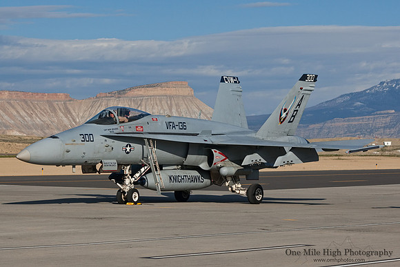 McDonnell Douglas F/A-18C Hornet (BuNo 163718)