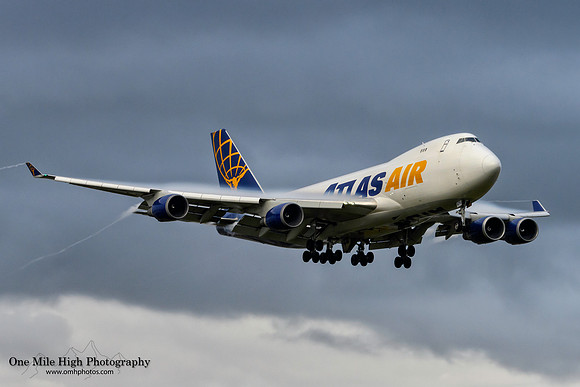 Boeing 747-47UF (N476MC)