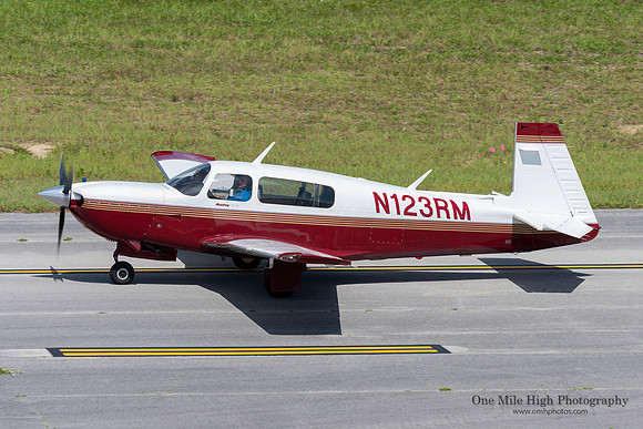 Mooney M20M (N123RM)
