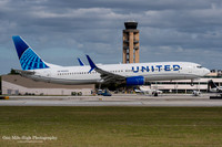 Boeing 737-924 (N32404)