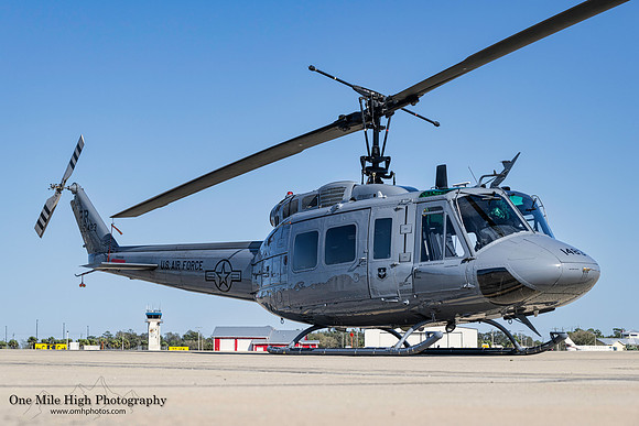 Bell TH-1H Iroquois (72-21483)